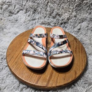 Floral Croc Women Size 10 Kadee II Tropical Beach/Pool Water Triple Strap Sandal